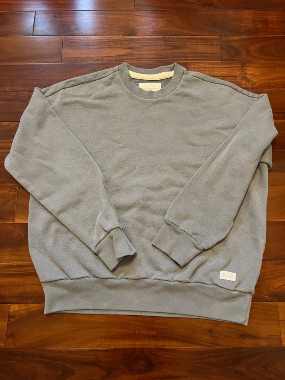 Crewneck Sweatshirt in Light Gray